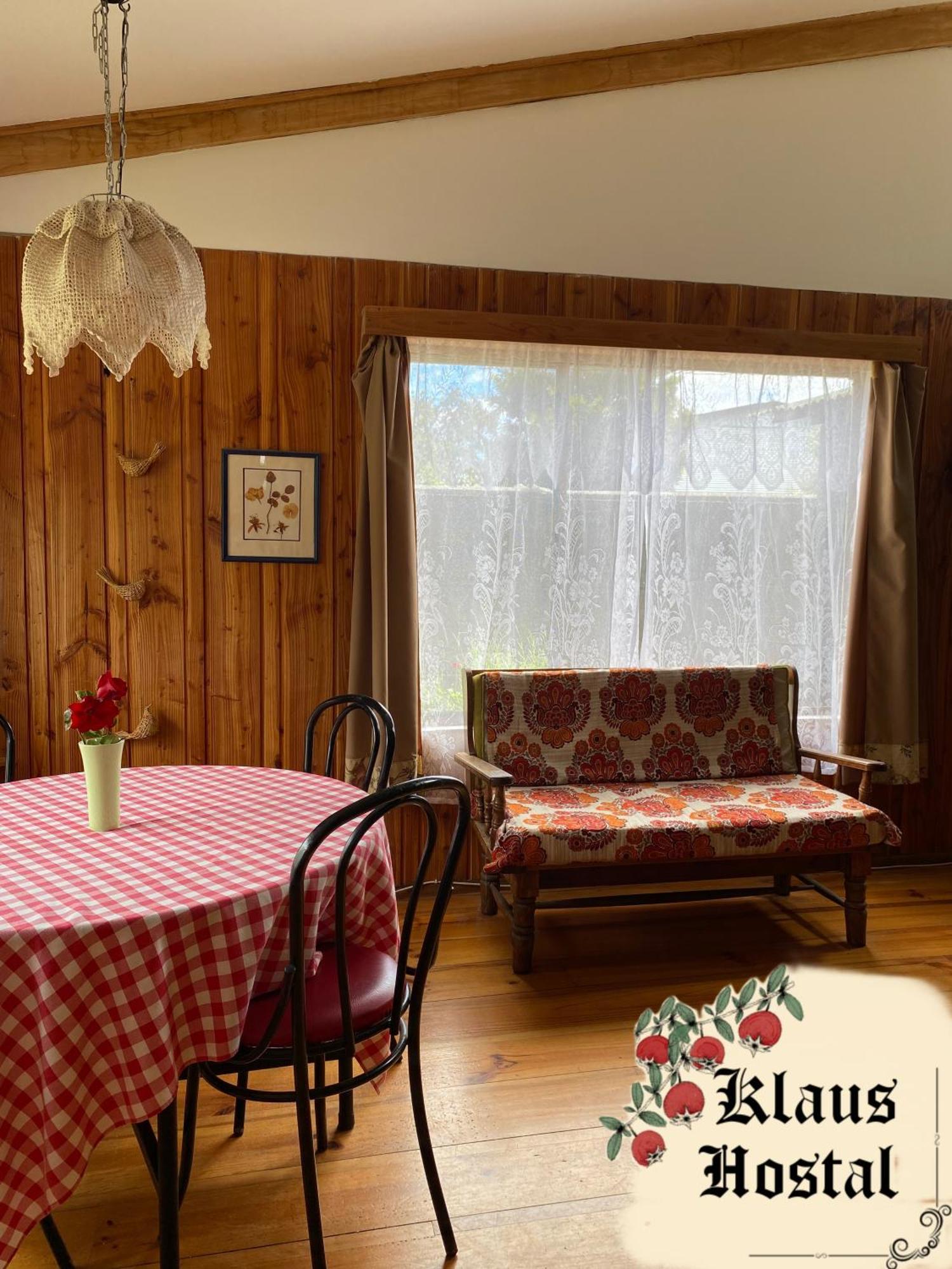 Hostal Klaus プコン エクステリア 写真